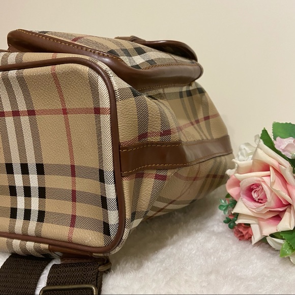 ❌ SOLD ❌ 💯 Authentic Burberry Backpack - Picture 8 of 11